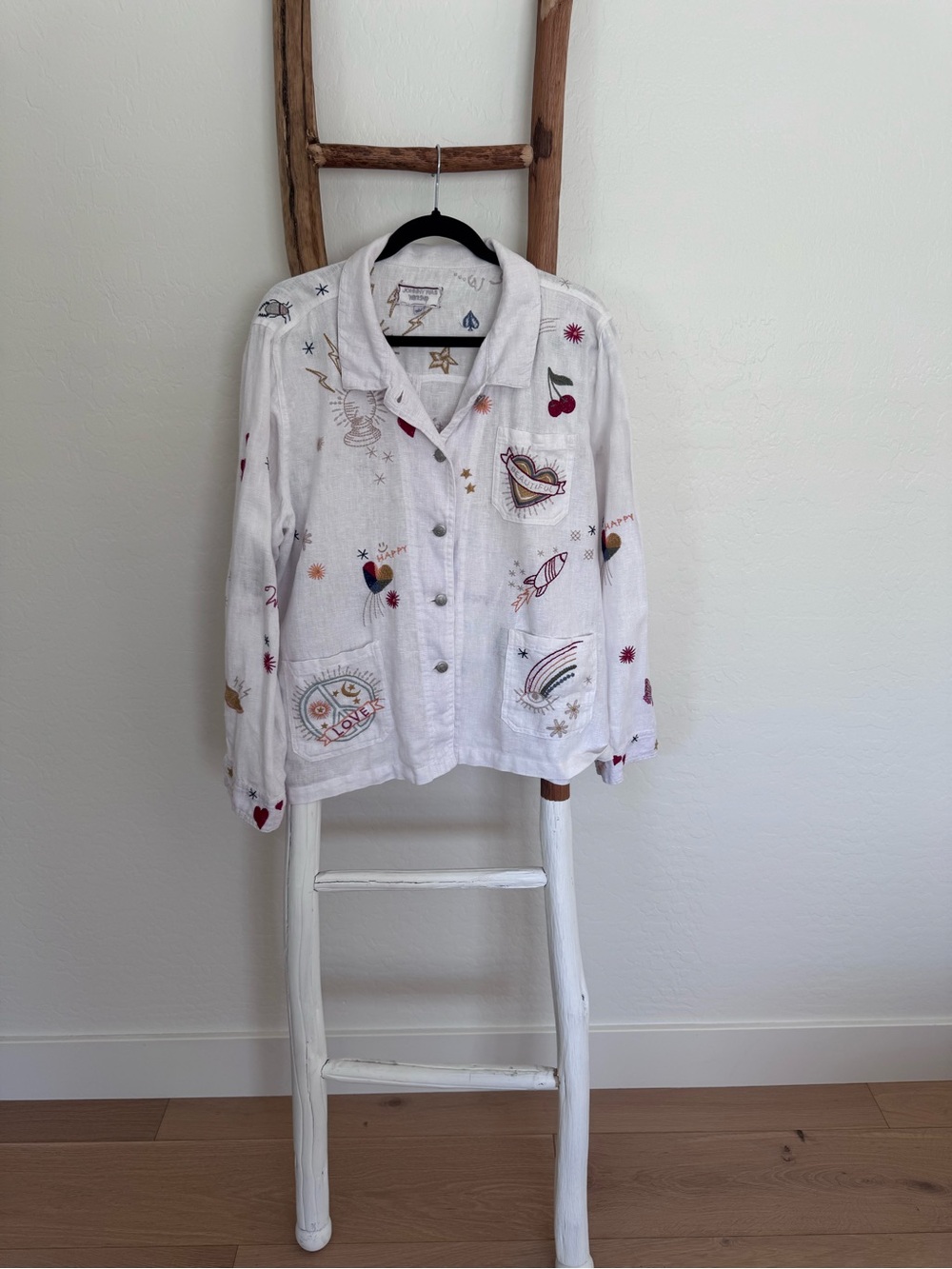 Johnny Was Workshop Embroidered White Linen Button-Up Jacket - Picture 2 of 10